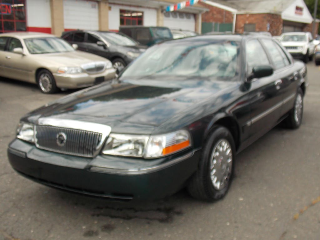 mercury grand marquis 2003 2MEFM74W03X627226 image mercury grand marquis 2003 2MEFM74W03X627226 image